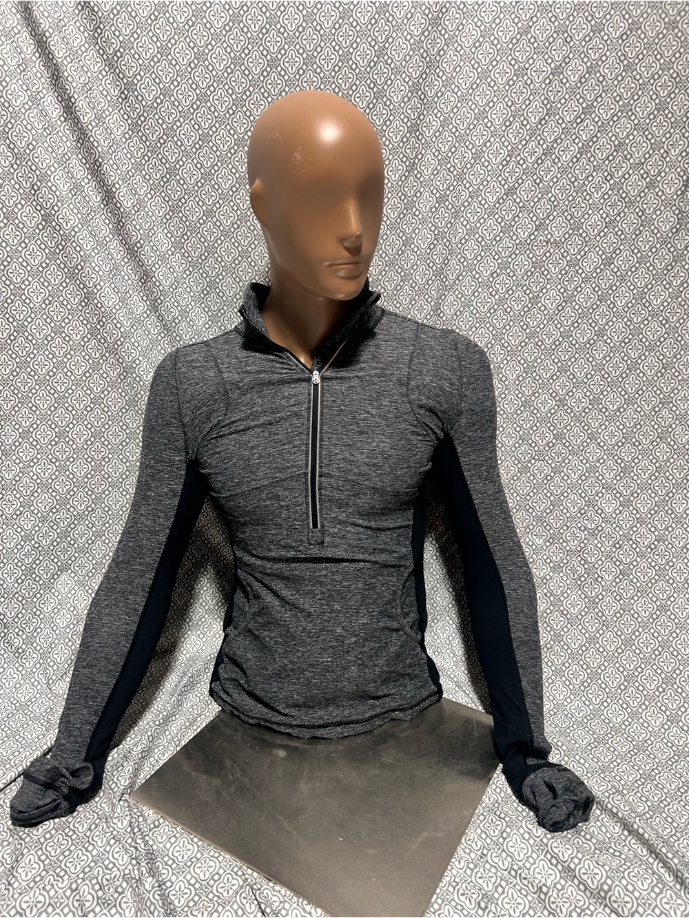 Lululemon Star Runner Pullover Size 8 wee stripe heathered reflective